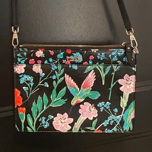 Authentic, Rare HTF EUC Kate Spade Crossbody MSRP $198